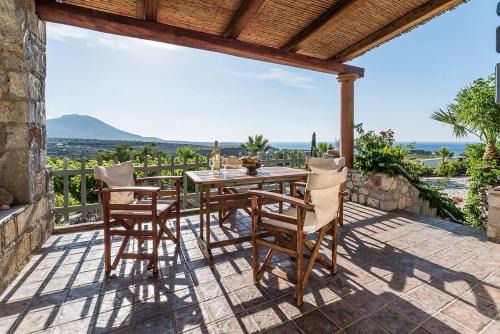 Kithira House | Palaeopoli Villas