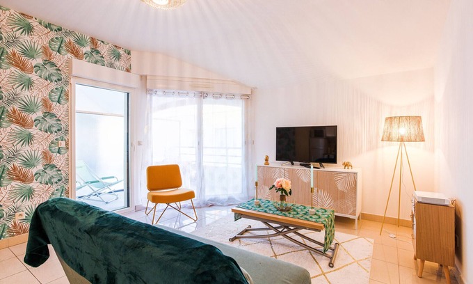 Jean-Medecin Apartment | PALAIS LIBERTE IV AP4253 By Riviera Holiday Homes