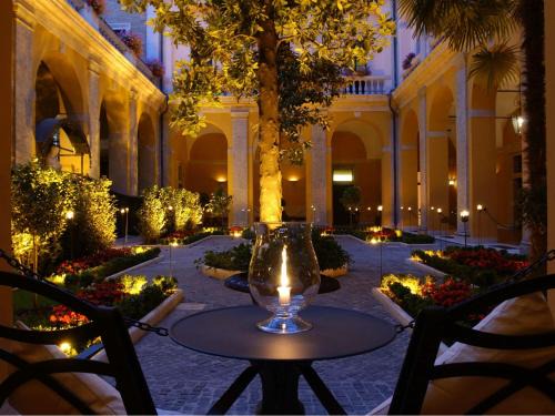 Rione XIV Borgo Hotel | Palazzo Cardinal Cesi