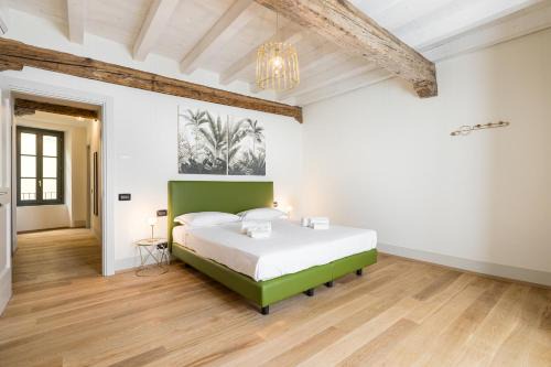Como City Centre Apartment | Palazzo Odescalchi