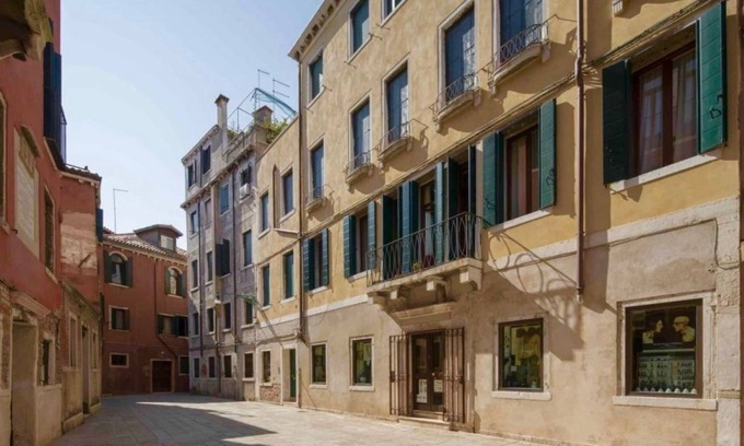 San Marco Apartment | PALAZZO SAN SAMUELE - elegant spacious first floor of palace in San Marco