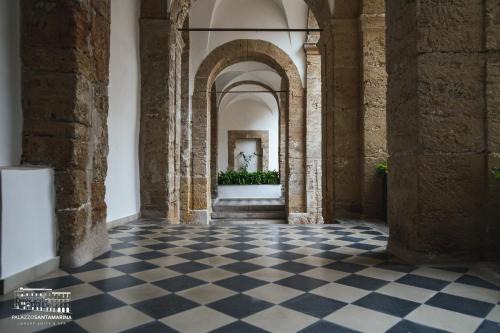 Monte di Pieta House | PALAZZO SANTAMARINA Luxury Suite & Spa