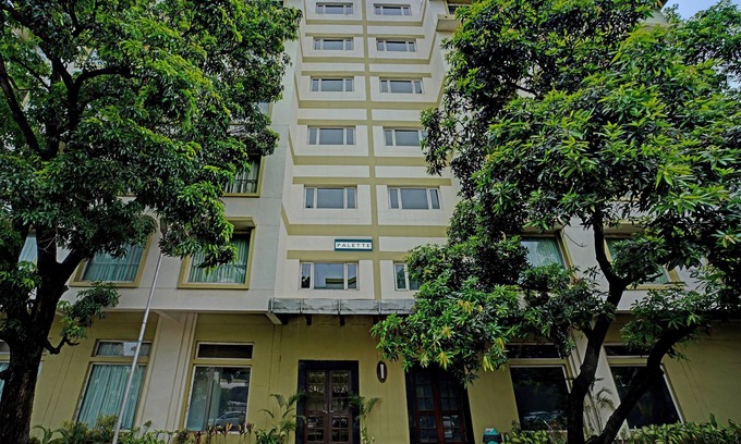 Kakinada Hotel | Palette - Hilife Towers