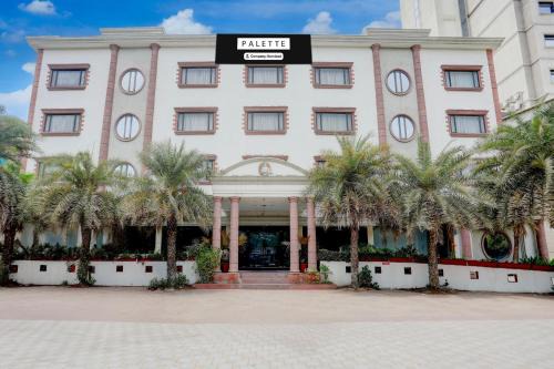 Anand Hotel | Palette Hotel And Resort Anand Formerly Hotel La Casa Inn