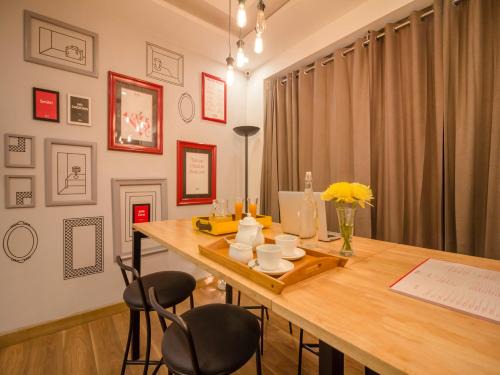 Bhopal Hotel | Palette - Hotel Saket Greens