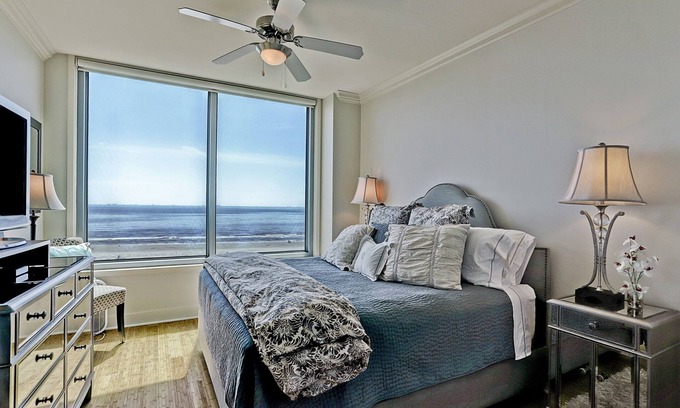 Galveston Condo | Palisade Palms High-Rise Resort - Amazing Sunrises and Beach Views, Dog Friendly