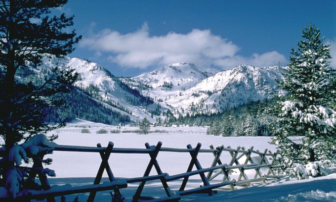 Olympic Valley House | Palisades Meadows Condo # 13 by Tahoe Getaways - Ski & Monthly Lease. Walk to Chairlifts!