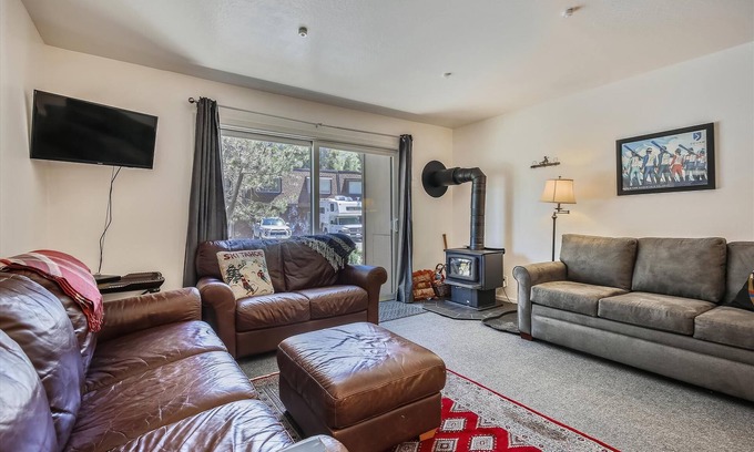 Olympic Valley Condo | Palisades Tahoe Condo by the Village