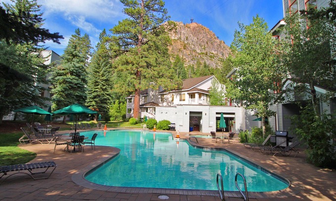 Olympic Valley Condo | Palisades Tahoe Lodge: Slopeside studio remodeled into a 1 BR