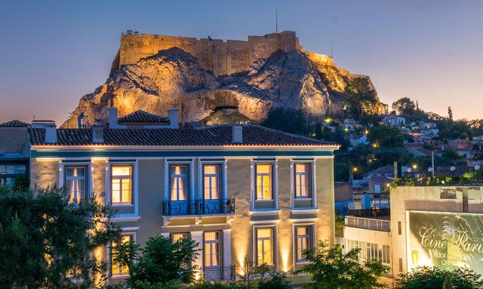 Plaka House | Palladian Home