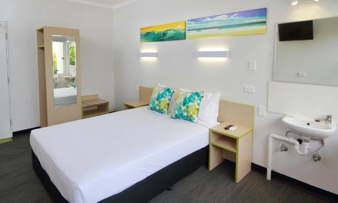 Palm Beach Hotel | Palm Beach Hotel
