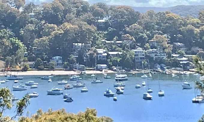 Palm Beach Apartment | Palm beach Sydney, Modern home with water view