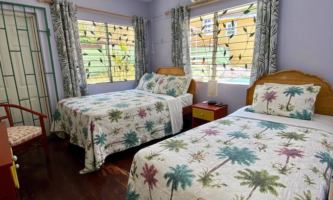 Montego Bay Bed & Breakfast | Palm Garden