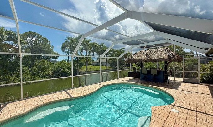 Cape Coral Villa | Palm Paradise Waterfront Family-Friendly Getaway in Cape Coral