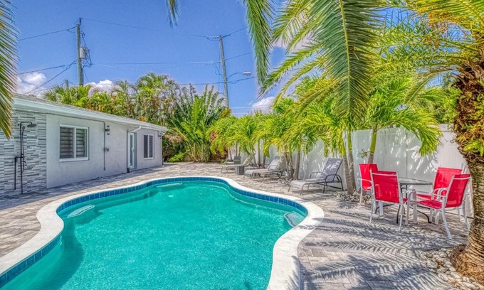 Coral Ridge Hotel | Palm Porch