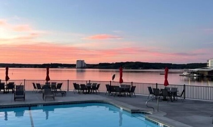 Village of Four Seasons Condo | Palm Royale -12 MM Prime Location!! Pools + Hot Tub