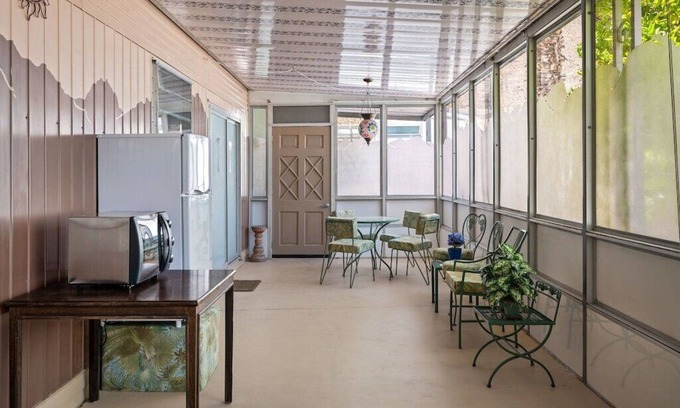 Uptown Design District House | Palm Spring Mid-Century Home!