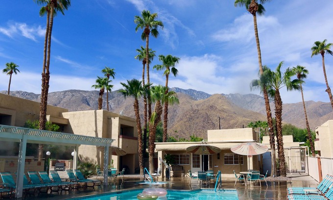 Little Tuscany Condo | Palm Springs Two Bedroom Condo located near Old Las Palmas