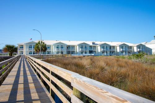 Atlantic Beach Hotel | Palm Suites