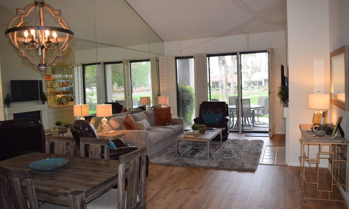 Palm Desert Condo | Palm Valley Country club 🌴 One level & new kitchen! 2 master bedrooms!