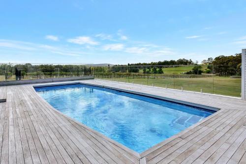 Pokolbin House | Palmers Lane On Vineyard 5br Homestead with Pool