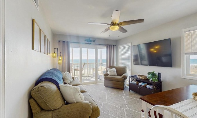 Crescent Beach Apartment | Palmetto Dunes 303
