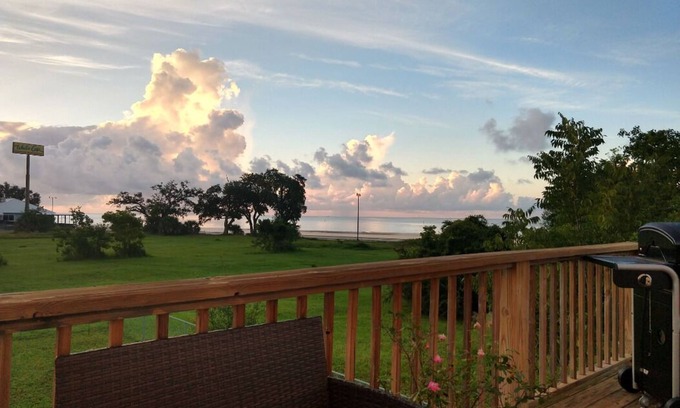 Mississippi City House | Palmetto House with Breathtaking Gulf Views