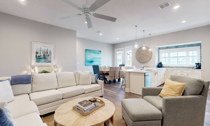 Port Aransas House | Palmilla Beach Retreat | Resort Pool & Beach Access | Links-Style Golf Course