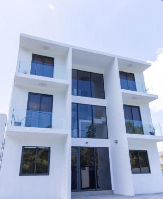 La Gaulette Apartment | Palms 2