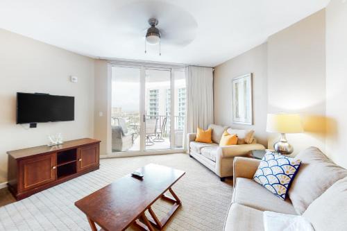 Fort Walton Beach - Destin Apartment | Palms of Destin 1805