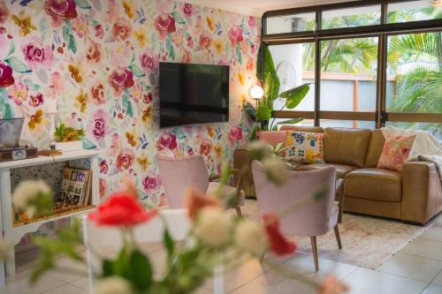 Wandal Apartment | Palms on Patti Apartment