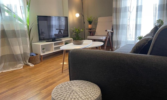 Thessaloniki Apartment | Paloma FREE PARKING House
