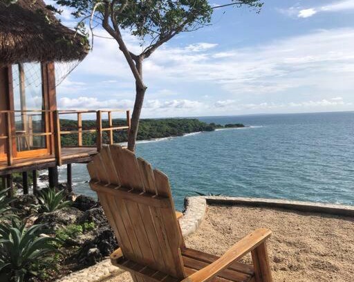 Tierra Bomba Island House | Pamaduih - Suite Above the Sea