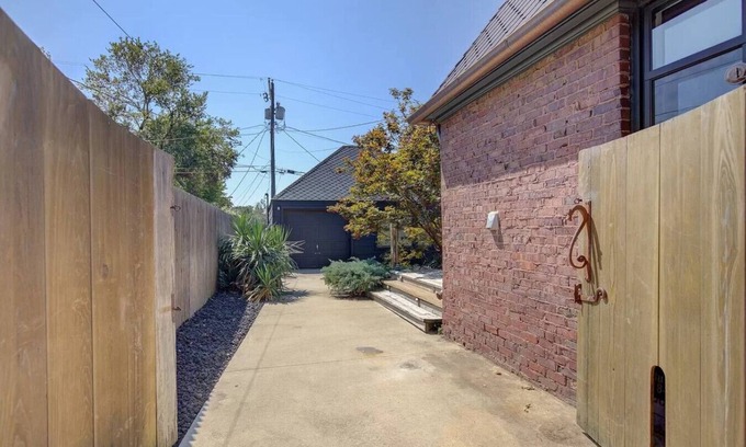 Cherry Street House | Pamela - Private, gated