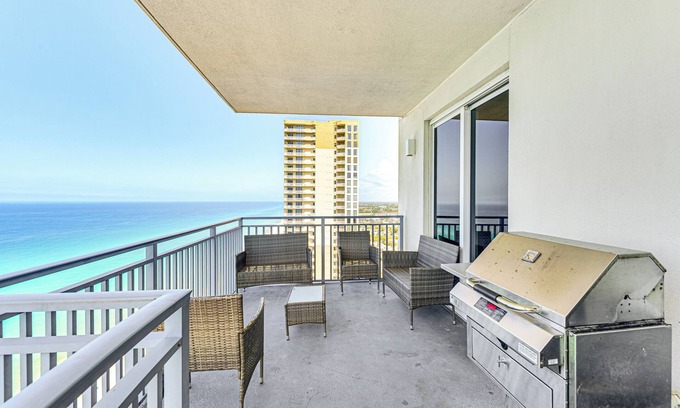 Panama City Beach Condo | Panama City Beachfront Condo w/Breathtaking Views