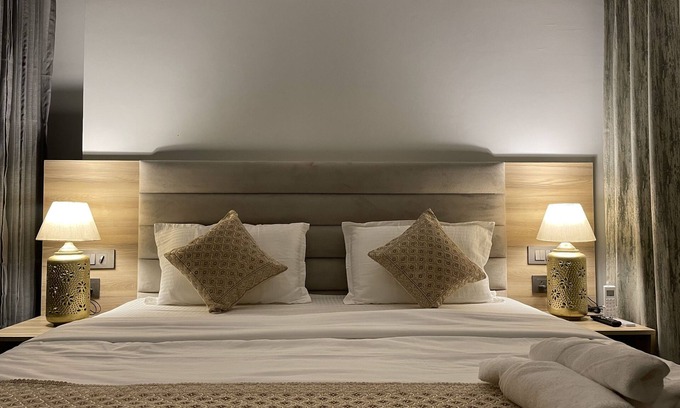 Noida Apartment | Panaromic view at 42nd floor