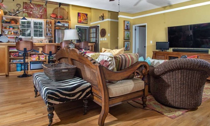 Maunaloa Condo | PANIOLO HALE'S LUXURY OFFERING! ONE OF THE BEST!