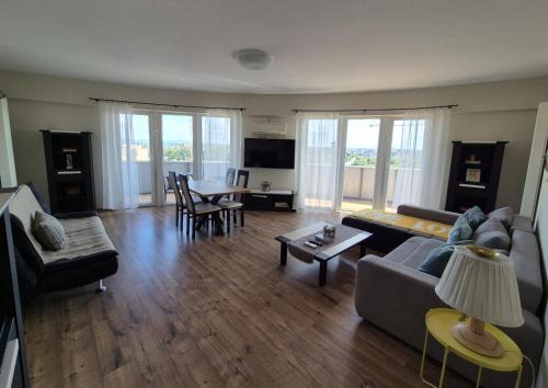 Satu Mare Apartment | Panorama Apartament Plaza Tower