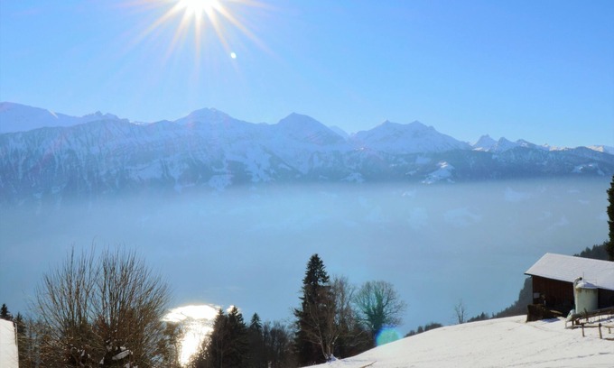 Sundlauenen Apartment | Panorama-Beatenberg: Luxurious holiday apartment with spectacular views