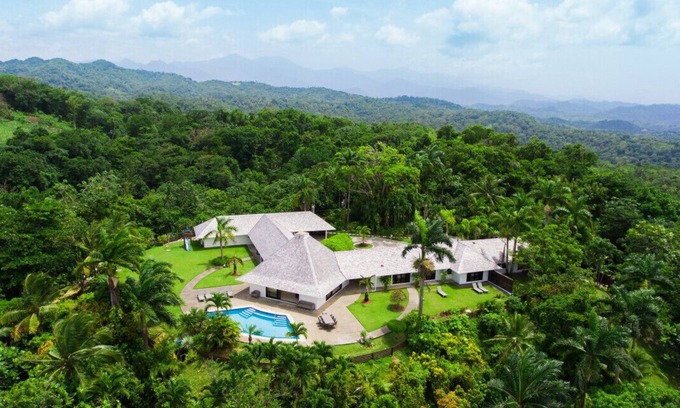 Summerfield Villa | Panorama - Private Luxury 4 bedroom Villa is a dreamy, contemporary Eden with an epic past.