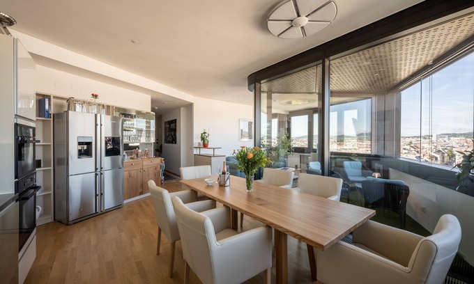 Josefstadt Apartment | Panorama suite with a view over Vienna