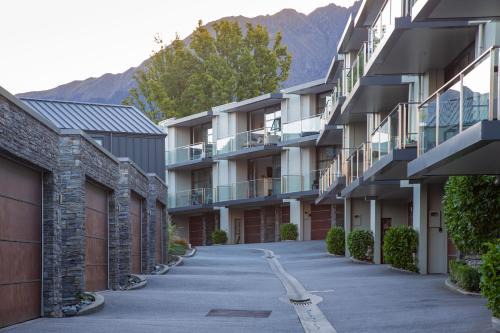 Queenstown Apartment | Panorama Terrace Apartments - Element Escapes