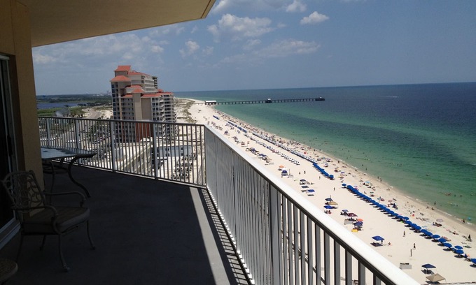 Gulf Shores Condo | Panoramic 45ft Beachfrnt Balcny for Both Bedrms & Living room/Pie-Shaped Luxury