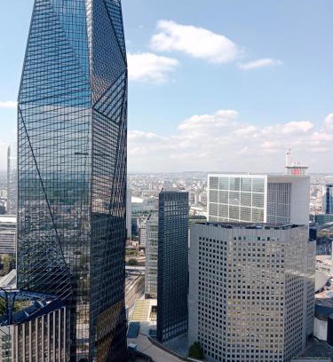 Puteaux Apartment | Panoramic great view