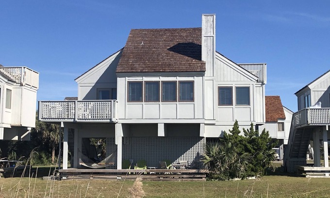 Bald Head Island Villa | Panoramic Ocean Views - Steps from Beach and BHI Club - Brand New Golf Carts