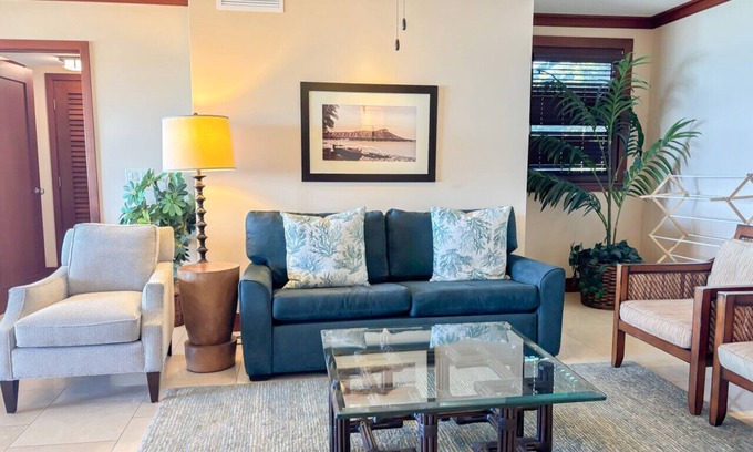 Ko Olina Condo | Panoramic Ocean Views B210: Luxury 2BR Beach Tower at Ko Olina & 1Free Parking