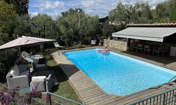 Le Rouret Villa | Panoramic sea & hill views, large swimming pool, poolhouse with BBQ
