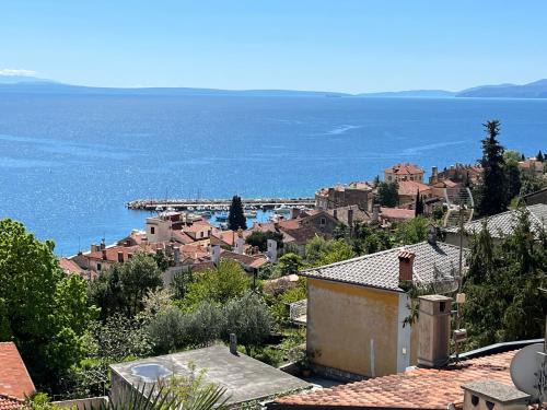 Volosko Apartment | Panoramic Seaview Apartment