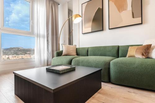 Palma-Palmilla Apartment | Panoramic skyrise on the 20th floor by REMS