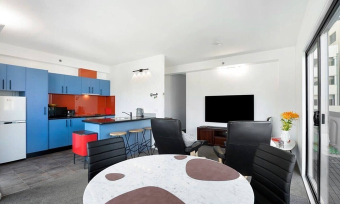 Melbourne Central Business District Apartment | Panoramic View CBD 1 Bed Apt +OFFICE (Collins)